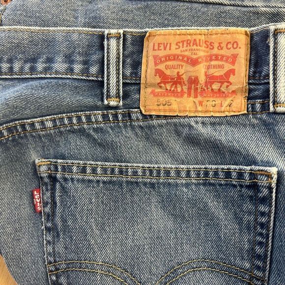 Levis 505 Regular Straight Men's 38x32 Medium Wash Denim Blue Jeans Zip - Picture 5 of 7